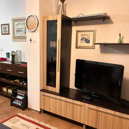 планинско гнездо - Mountain Nest *